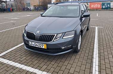 Универсал Skoda Octavia 2018 в Нововолынске