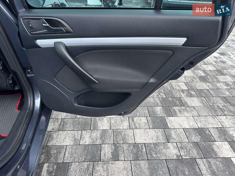 Универсал Skoda Octavia 2010 в Ивано-Франковске