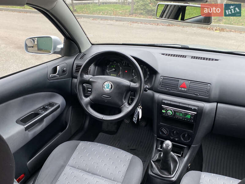 Ліфтбек Skoda Octavia 2008 в Корсунь-Шевченківському фото 28 Ліфтбек Skoda Octavia 2008 в Корсунь-Шевченківському