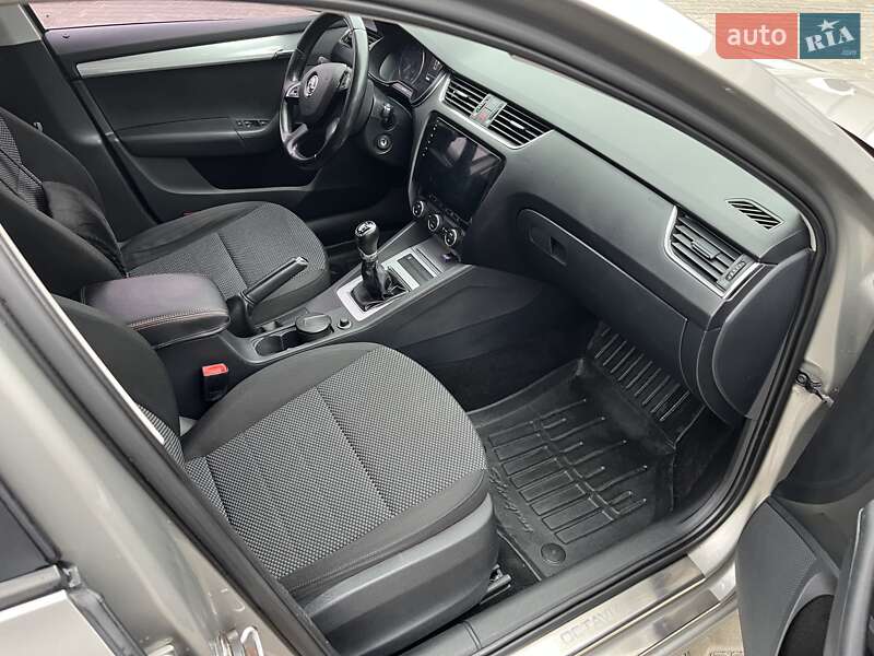 Лифтбек Skoda Octavia 2013 в Киеве