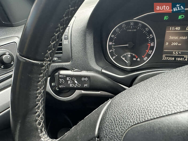 Универсал Skoda Octavia 2012 в Нежине