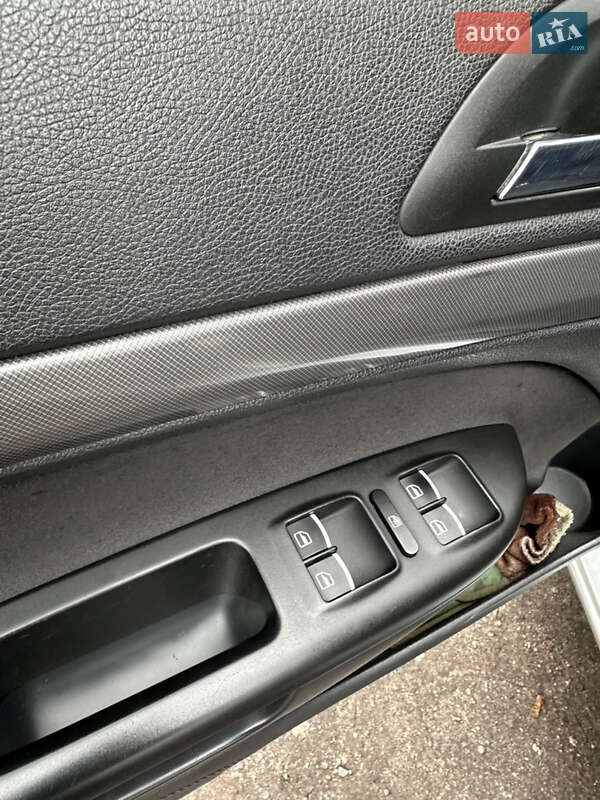 Ліфтбек Skoda Octavia 2006 в Кам'янському