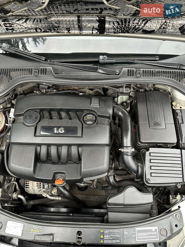 Ліфтбек Skoda Octavia 2006 в Кам'янському