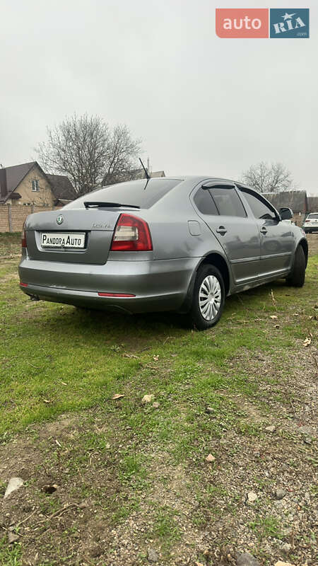 Ліфтбек Skoda Octavia 2012 в Смілі