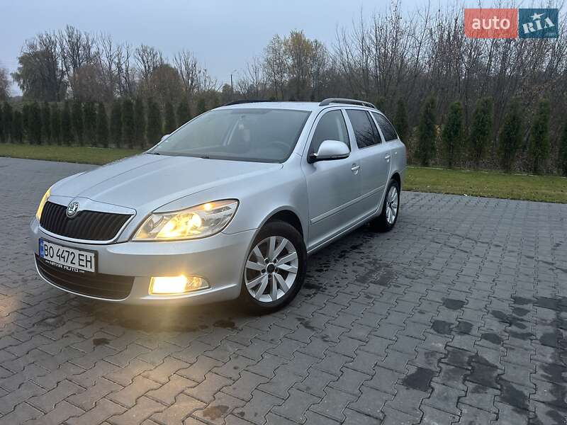 Универсал Skoda Octavia 2011 в Зборове