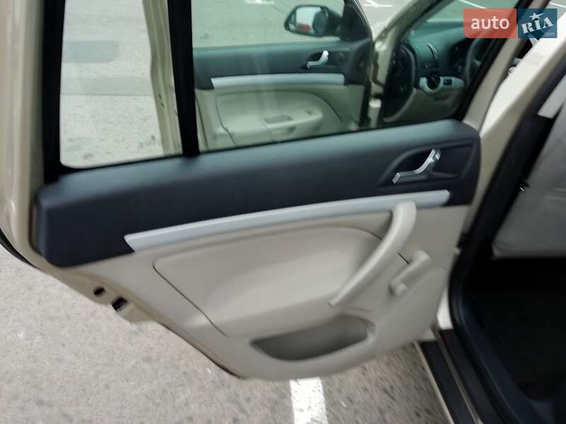 Универсал Skoda Octavia 2005 в Ровно