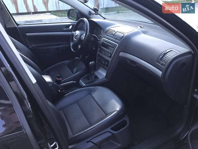 Универсал Skoda Octavia 2011 в Черновцах