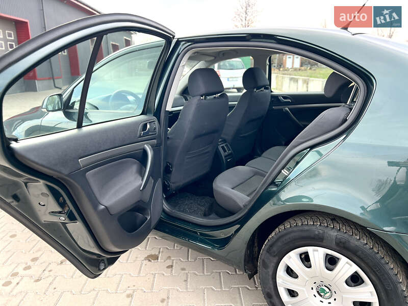 Ліфтбек Skoda Octavia 2006 в Лубнах