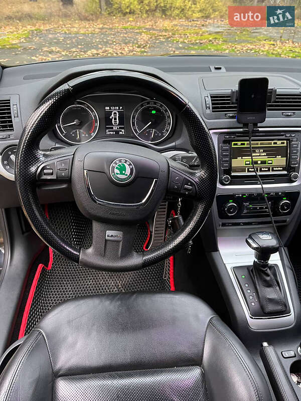 Универсал Skoda Octavia 2011 в Радомышле фото 23 Универсал Skoda Octavia 2011 в Радомышле
