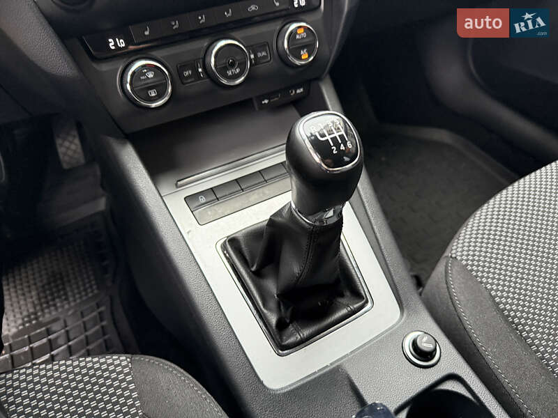 Лифтбек Skoda Octavia 2013 в Киеве фото 15 Лифтбек Skoda Octavia 2013 в Киеве