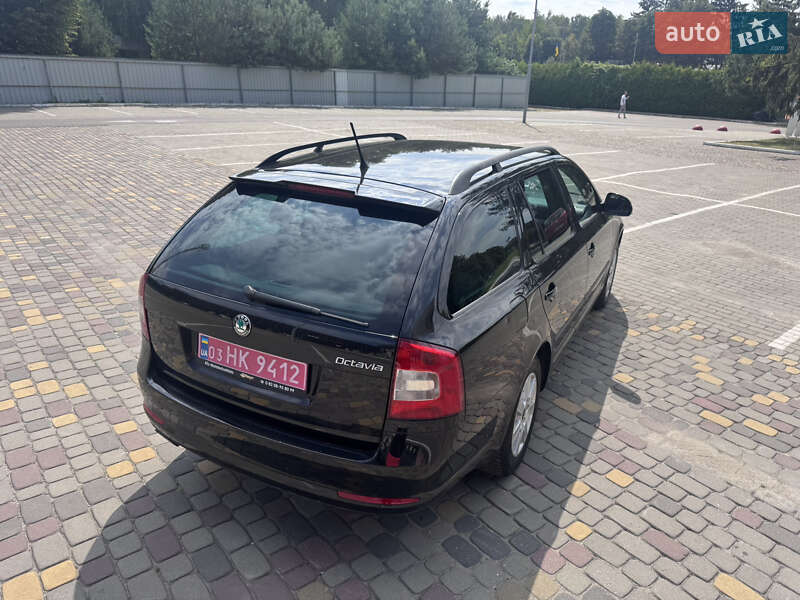 Універсал Skoda Octavia 2011 в Луцьку