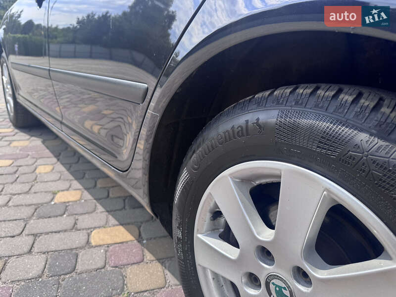 Універсал Skoda Octavia 2011 в Луцьку