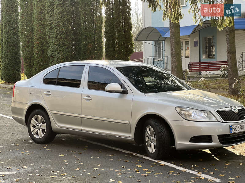 Ліфтбек Skoda Octavia 2012 в Кореці