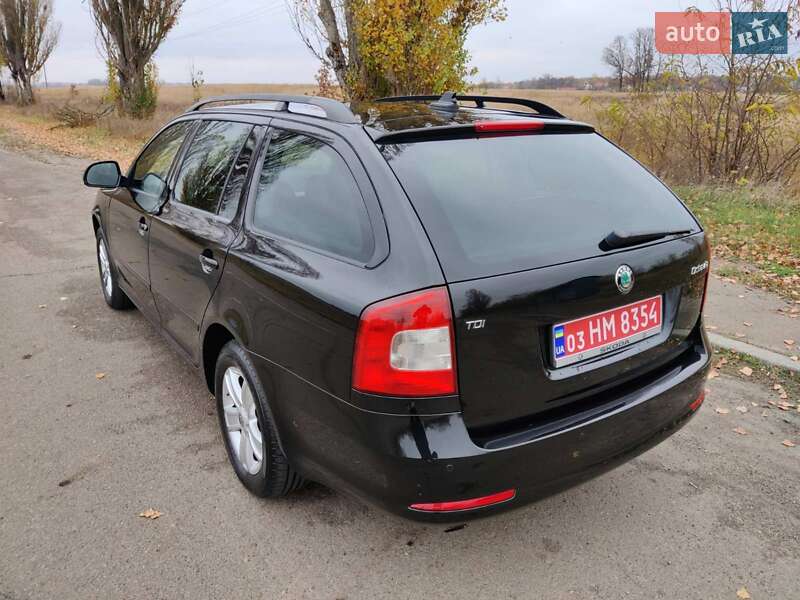 Универсал Skoda Octavia 2012 в Барышевке