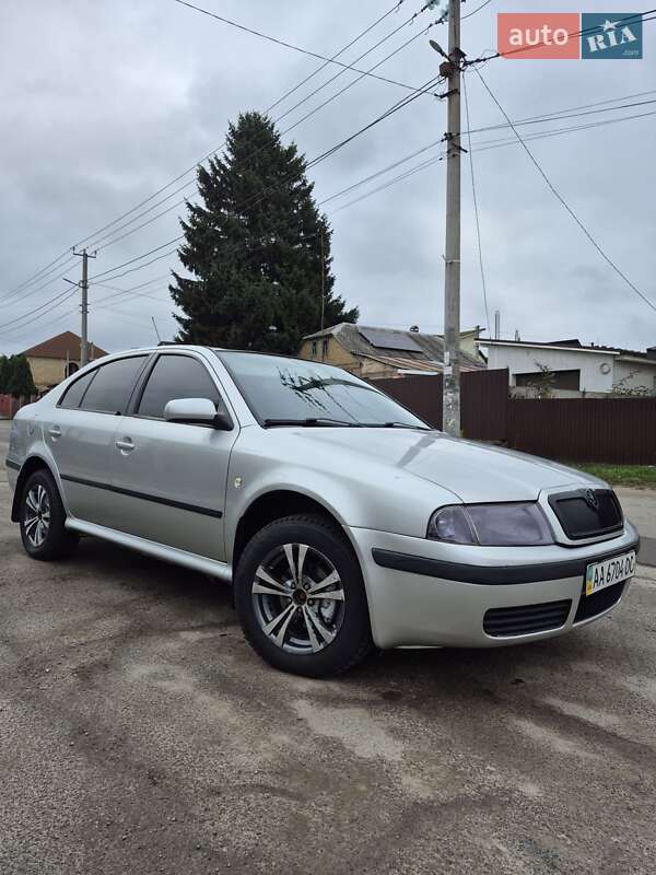 Лифтбек Skoda Octavia 2008 в Боярке