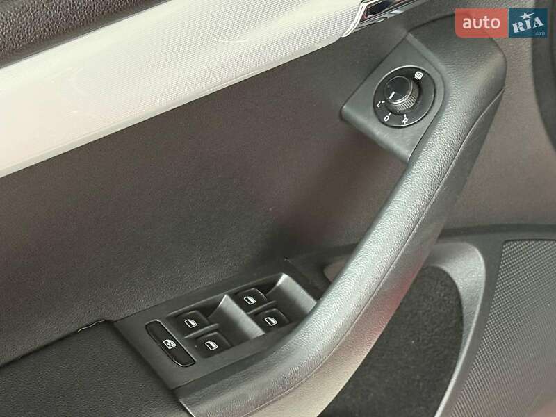 Лифтбек Skoda Octavia 2013 в Одессе