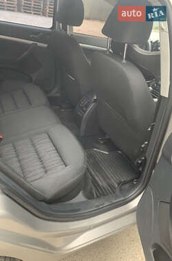 Ліфтбек Skoda Octavia 2009 в Рівному