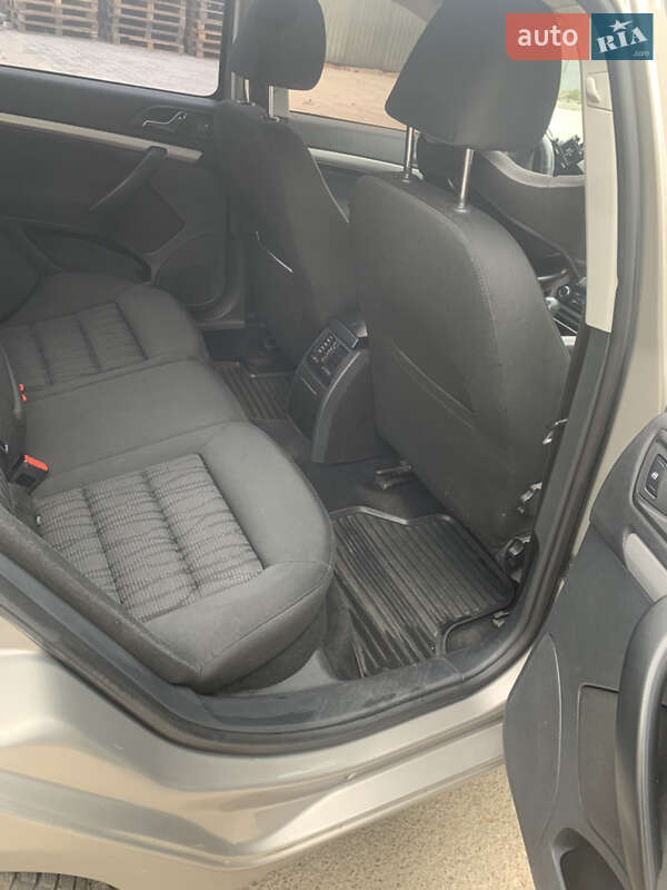 Ліфтбек Skoda Octavia 2009 в Рівному фото 12 Ліфтбек Skoda Octavia 2009 в Рівному
