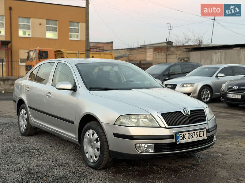 Лифтбек Skoda Octavia 2005 в Ровно фото 8 Лифтбек Skoda Octavia 2005 в Ровно