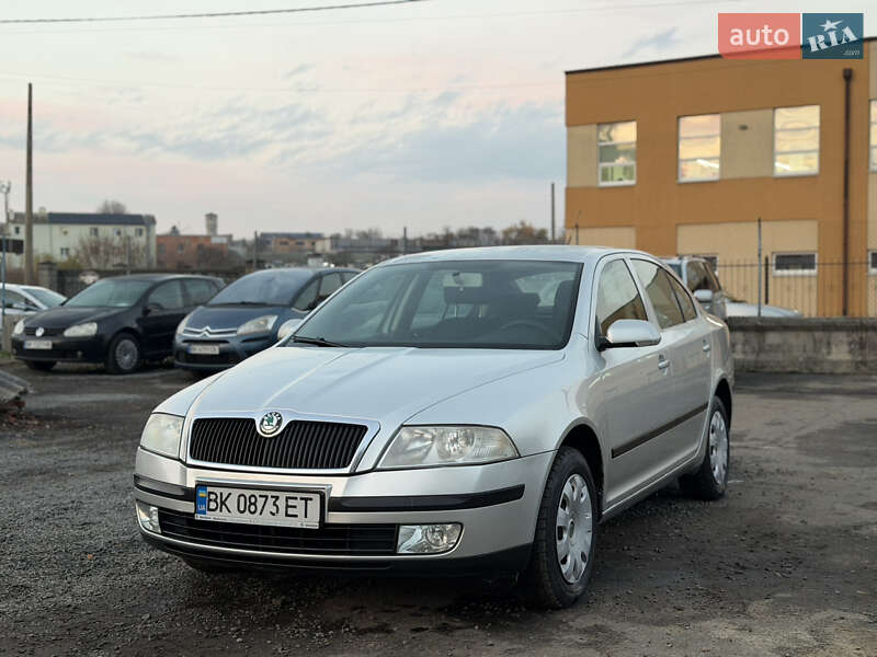 Лифтбек Skoda Octavia 2005 в Ровно фото 19 Лифтбек Skoda Octavia 2005 в Ровно