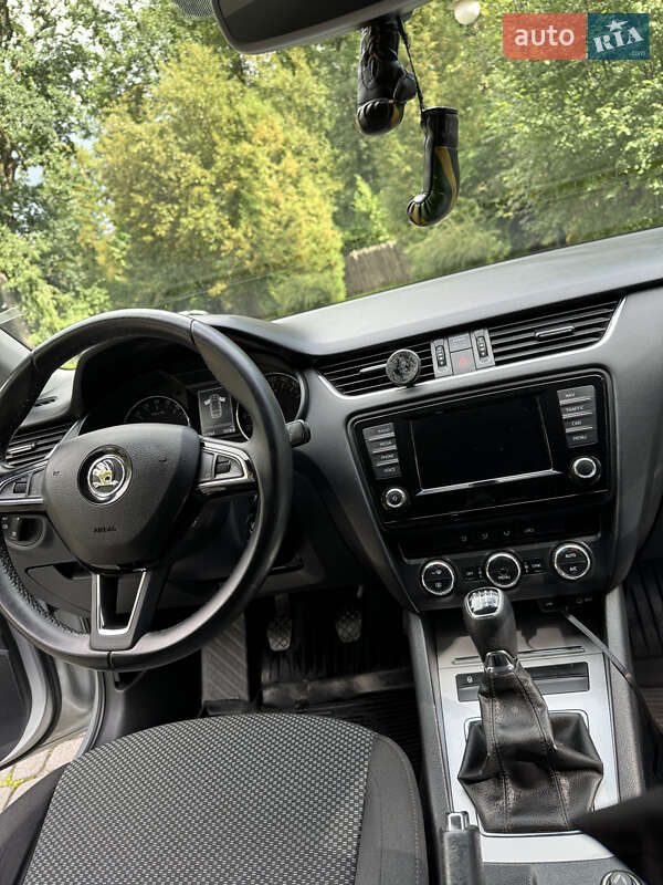 Універсал Skoda Octavia 2016 в Львові фото 13 Універсал Skoda Octavia 2016 в Львові