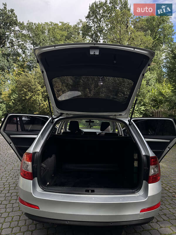 Універсал Skoda Octavia 2016 в Львові фото 23 Універсал Skoda Octavia 2016 в Львові