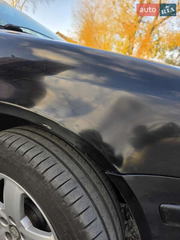 Лифтбек Skoda Octavia 2003 в Днепре