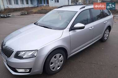 Универсал Skoda Octavia 2015 в Чернигове