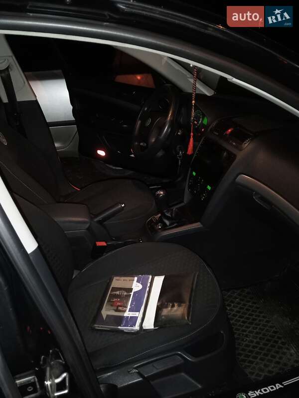 Лифтбек Skoda Octavia 2005 в Львове фото 6 Лифтбек Skoda Octavia 2005 в Львове