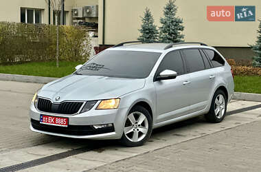 Універсал Skoda Octavia 2017 в Луцьку