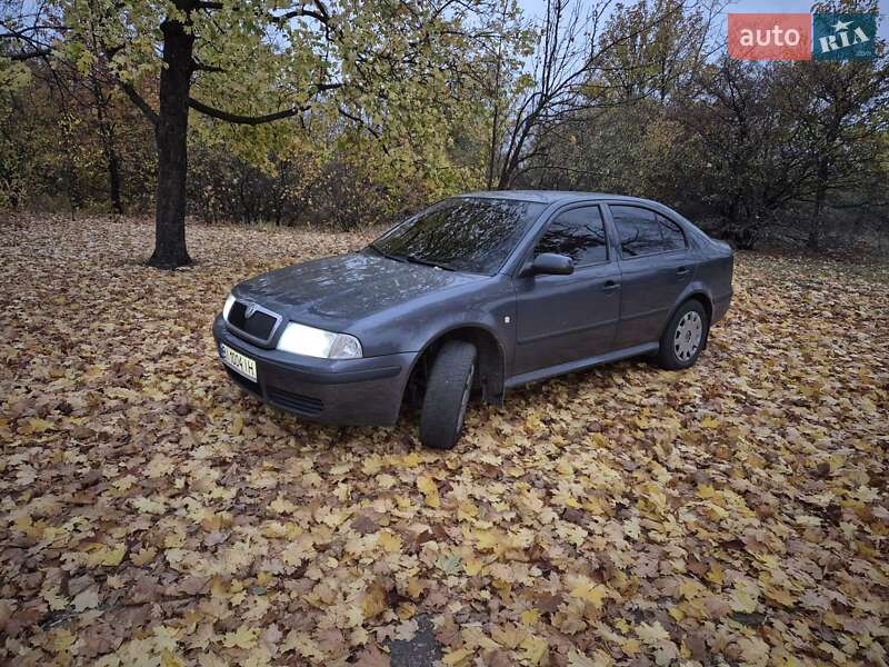Ліфтбек Skoda Octavia 2007 в Чутовому фото 10 Ліфтбек Skoda Octavia 2007 в Чутовому