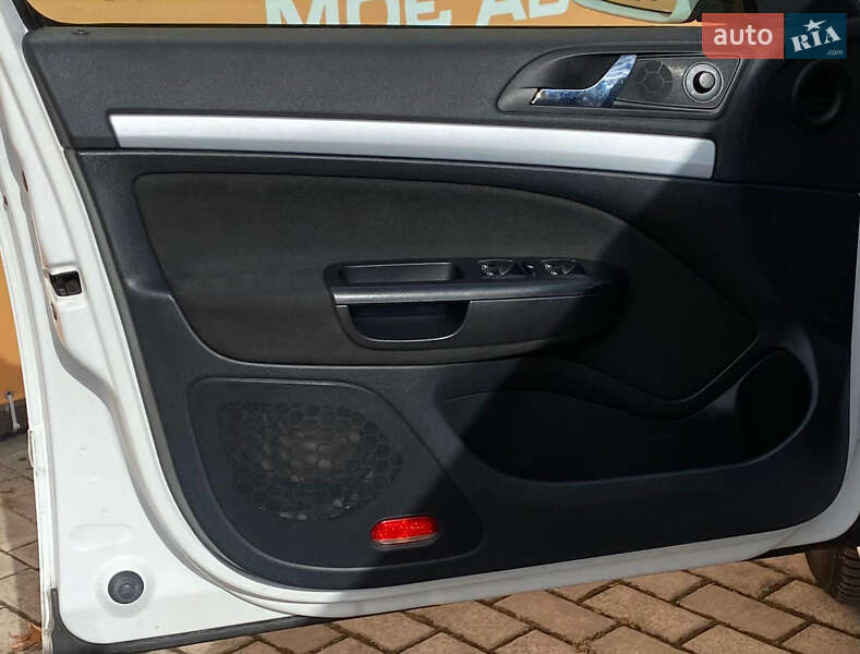 Універсал Skoda Octavia 2012 в Рівному