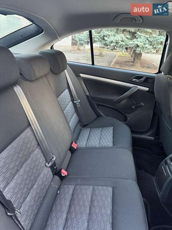 Лифтбек Skoda Octavia 2013 в Вознесенске