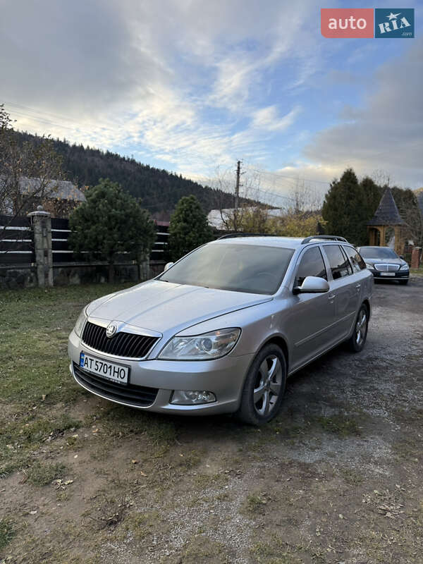 Универсал Skoda Octavia 2012 в Татарове фото Универсал Skoda Octavia 2012 в Татарове