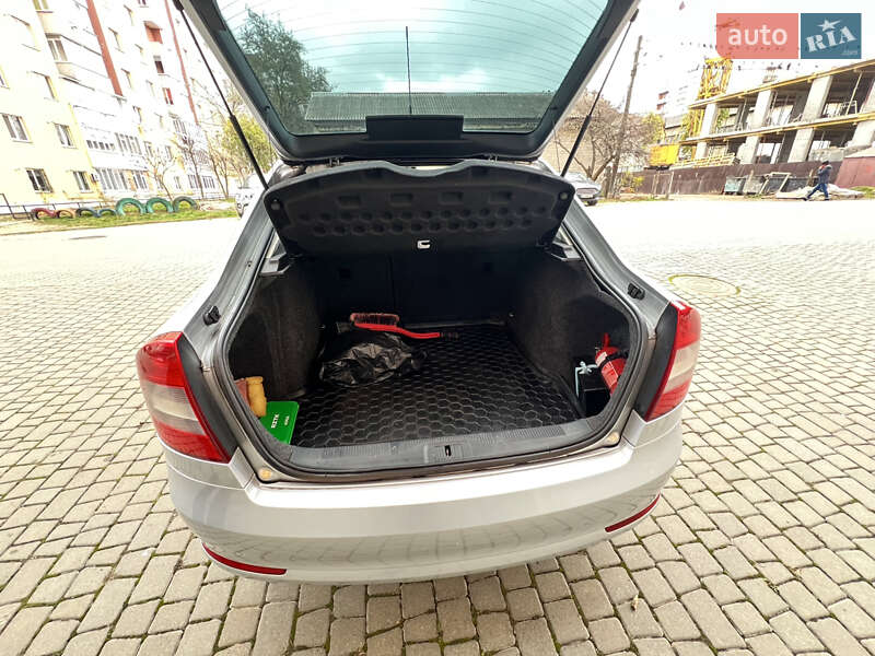 Лифтбек Skoda Octavia 2011 в Ивано-Франковске фото 8 Лифтбек Skoda Octavia 2011 в Ивано-Франковске