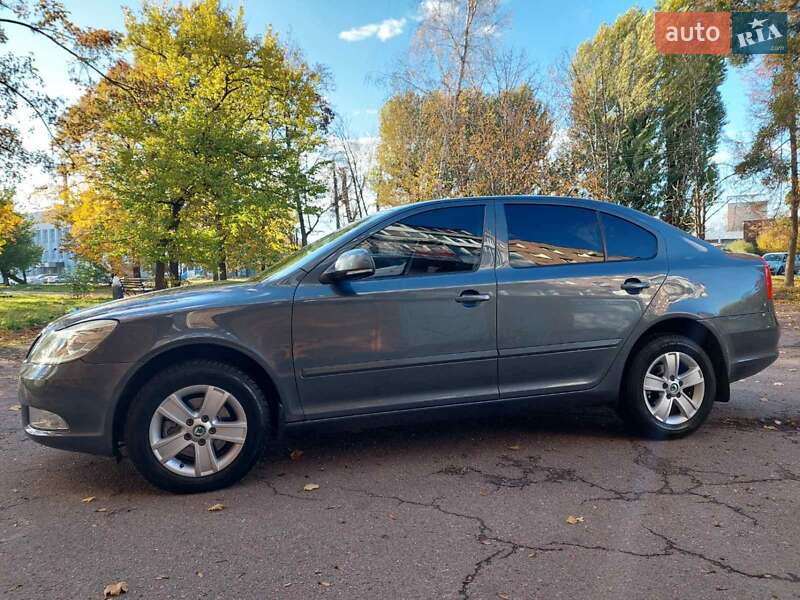 Лифтбек Skoda Octavia 2010 в Черкассах фото 3 Лифтбек Skoda Octavia 2010 в Черкассах
