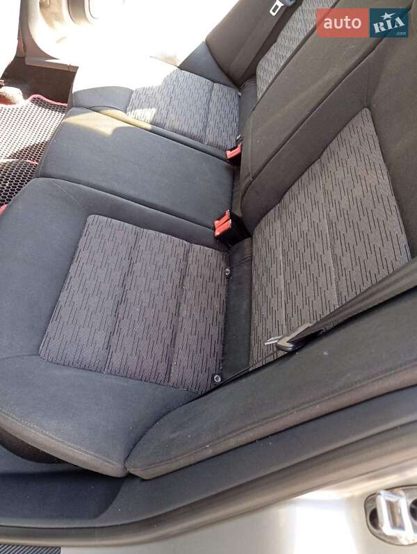 Универсал Skoda Octavia 2011 в Николаеве фото 31 Универсал Skoda Octavia 2011 в Николаеве