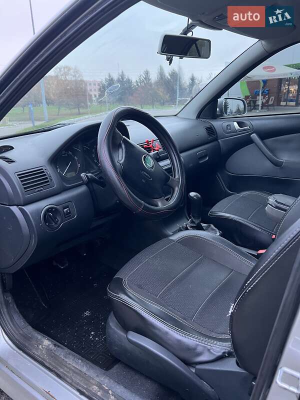 Лифтбек Skoda Octavia 2006 в Кременчуге