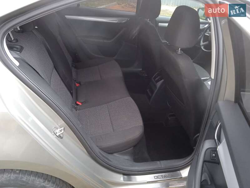 Лифтбек Skoda Octavia 2015 в Дрогобыче фото 16 Лифтбек Skoda Octavia 2015 в Дрогобыче