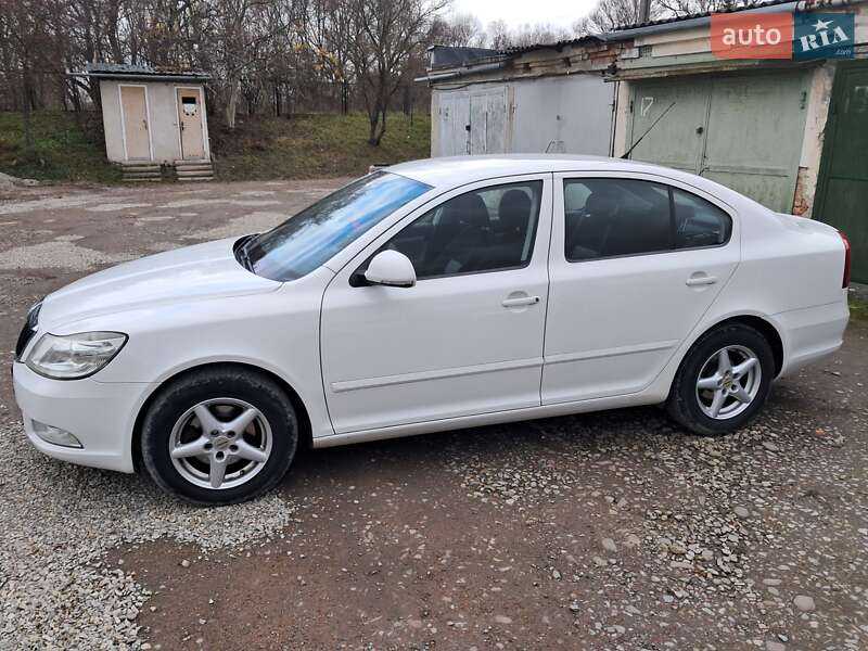 Лифтбек Skoda Octavia 2009 в Ивано-Франковске фото 3 Лифтбек Skoda Octavia 2009 в Ивано-Франковске