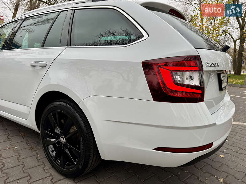 Универсал Skoda Octavia 2019 в Киеве