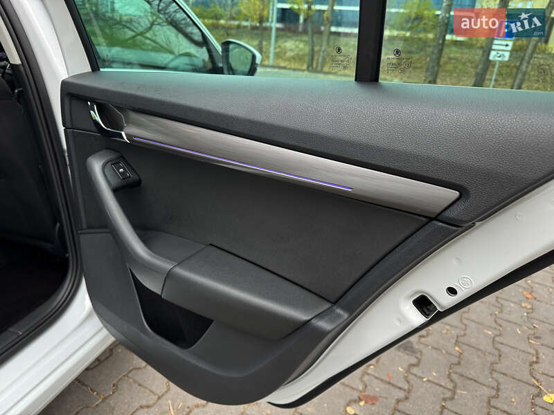 Универсал Skoda Octavia 2019 в Киеве