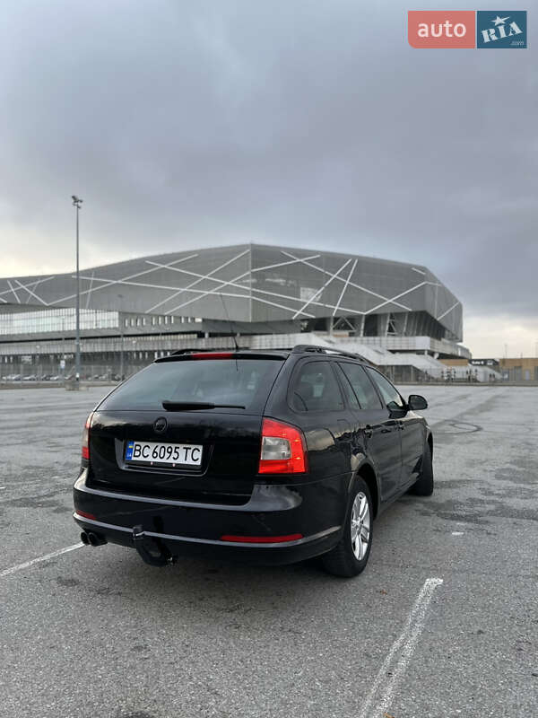 Универсал Skoda Octavia 2009 в Львове