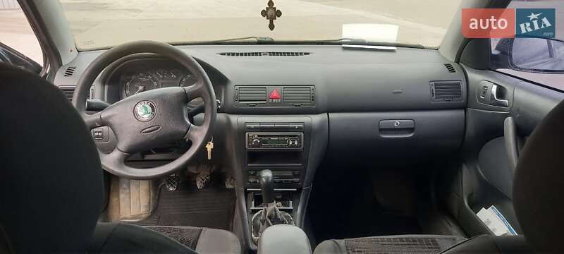 Лифтбек Skoda Octavia 2004 в Сумах