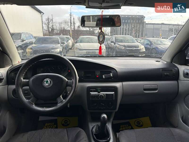 Лифтбек Skoda Octavia 2004 в Ивано-Франковске