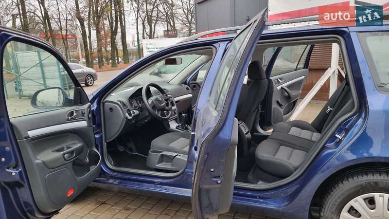 Універсал Skoda Octavia 2010 в Полтаві