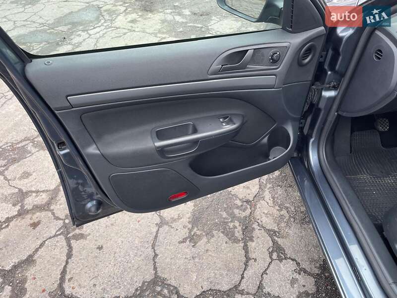 Универсал Skoda Octavia 2009 в Владимире