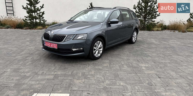 Универсал Skoda Octavia 2019 в Луцке фото Универсал Skoda Octavia 2019 в Луцке
