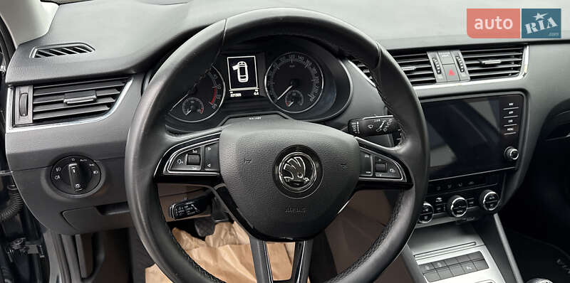 Универсал Skoda Octavia 2019 в Луцке фото 15 Универсал Skoda Octavia 2019 в Луцке