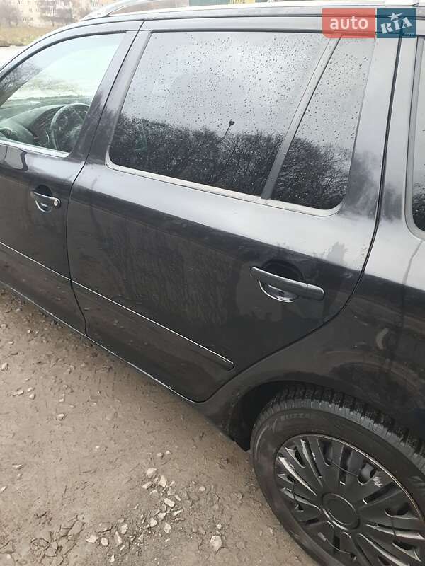 Универсал Skoda Octavia 2011 в Луцке